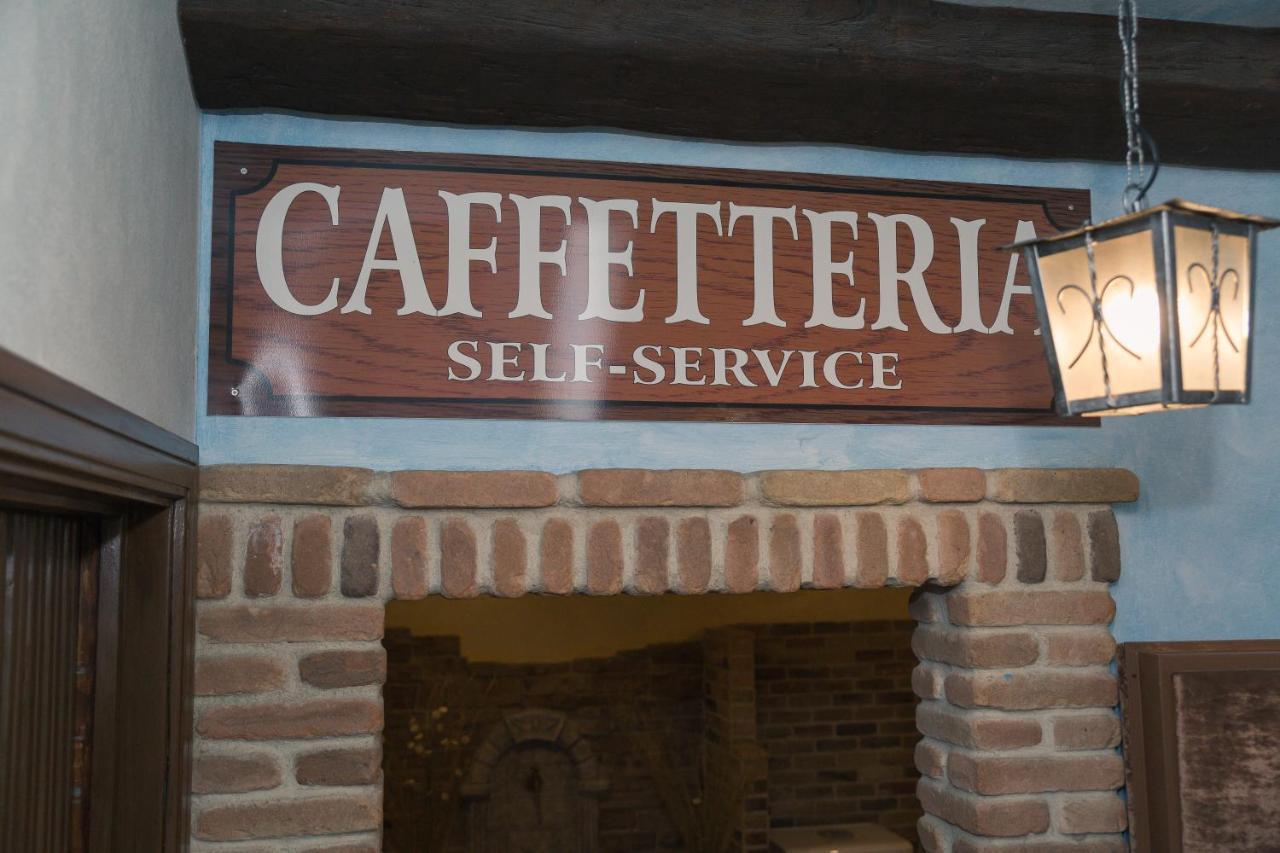 Il Castello Di Perano Hotel Bagian luar foto