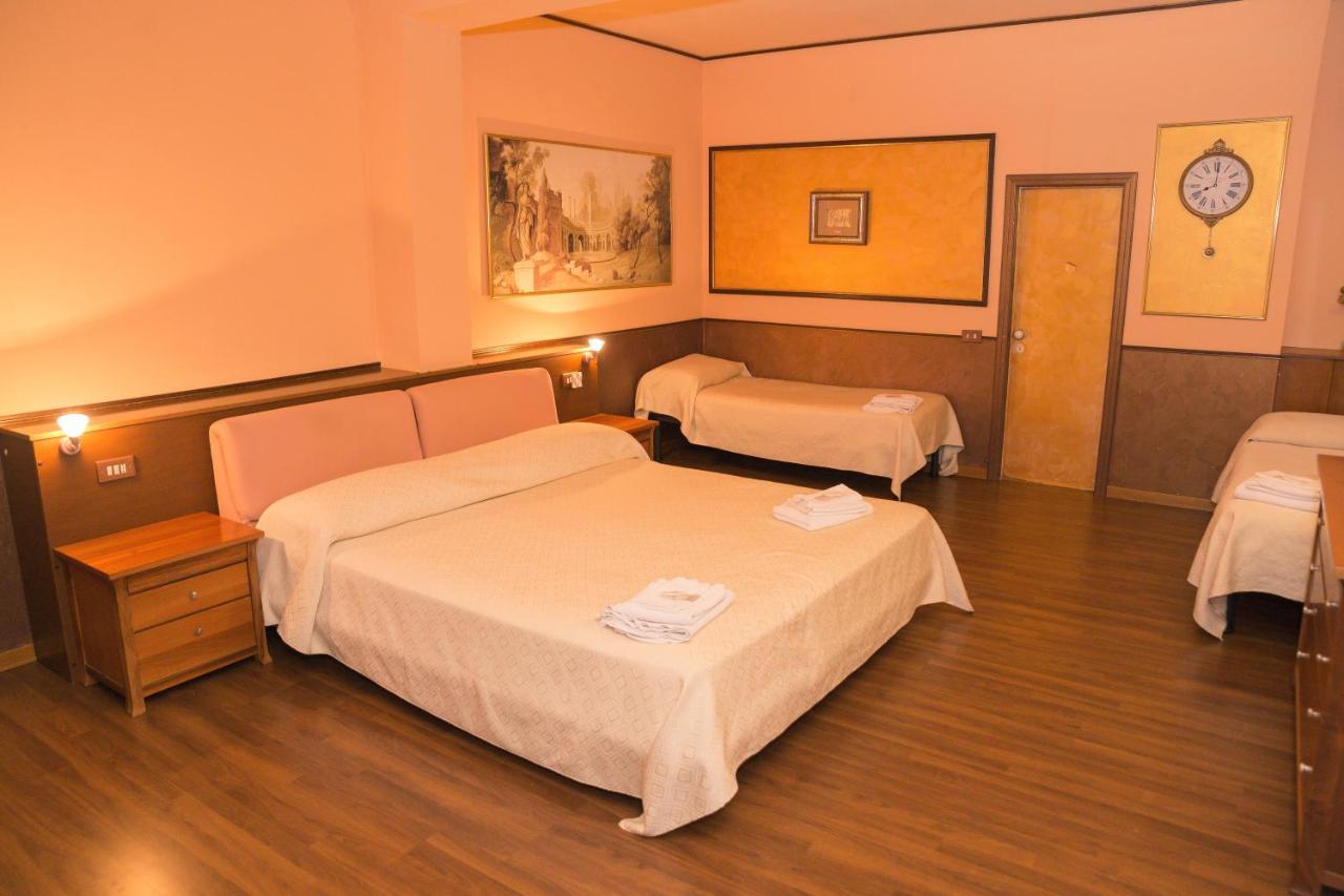 Il Castello Di Perano Hotel Bagian luar foto