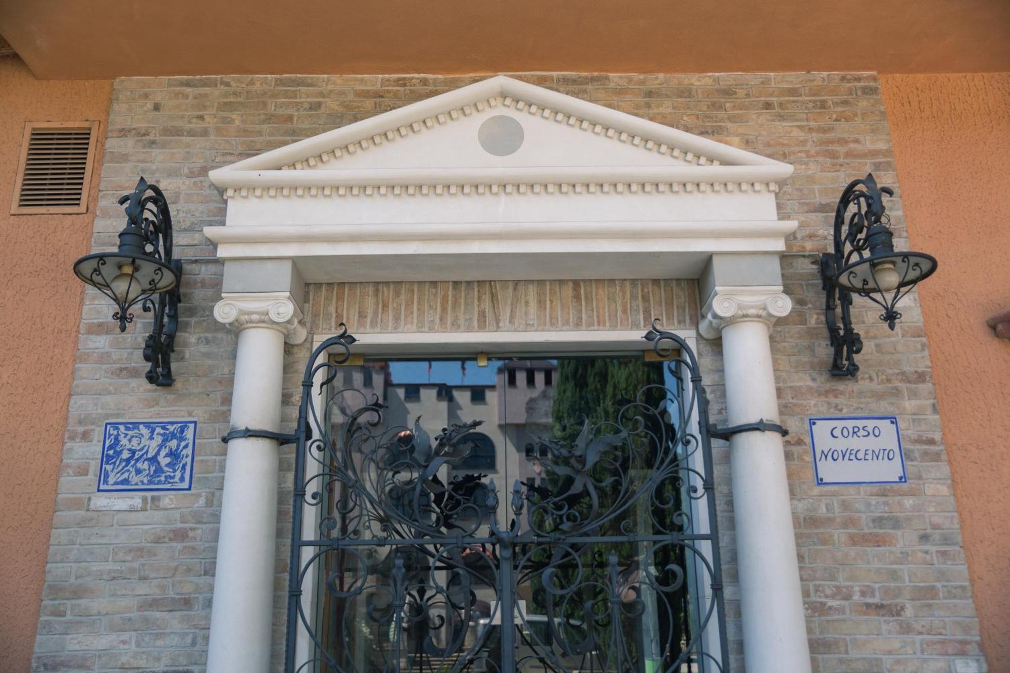 Il Castello Di Perano Hotel Bagian luar foto