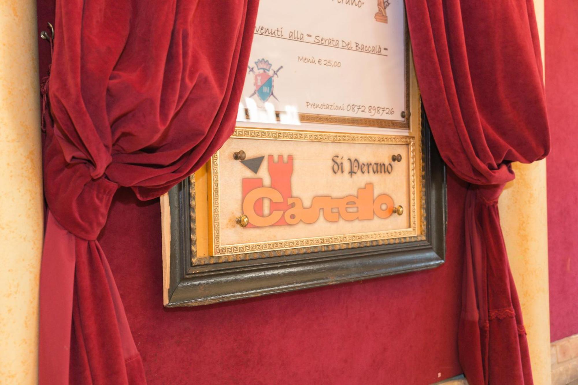 Il Castello Di Perano Hotel Bagian luar foto