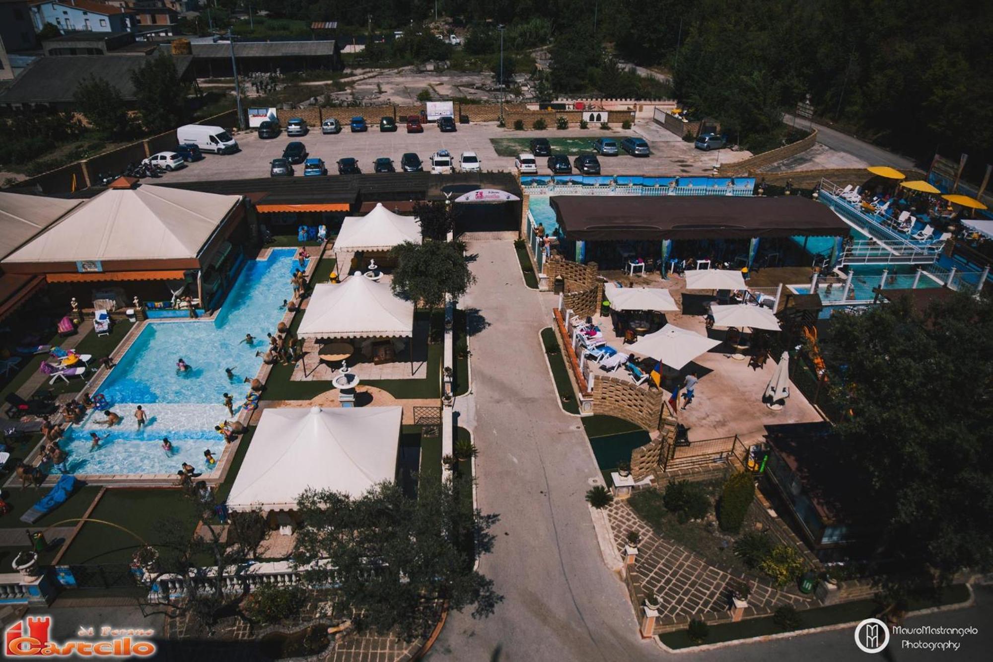 Il Castello Di Perano Hotel Bagian luar foto