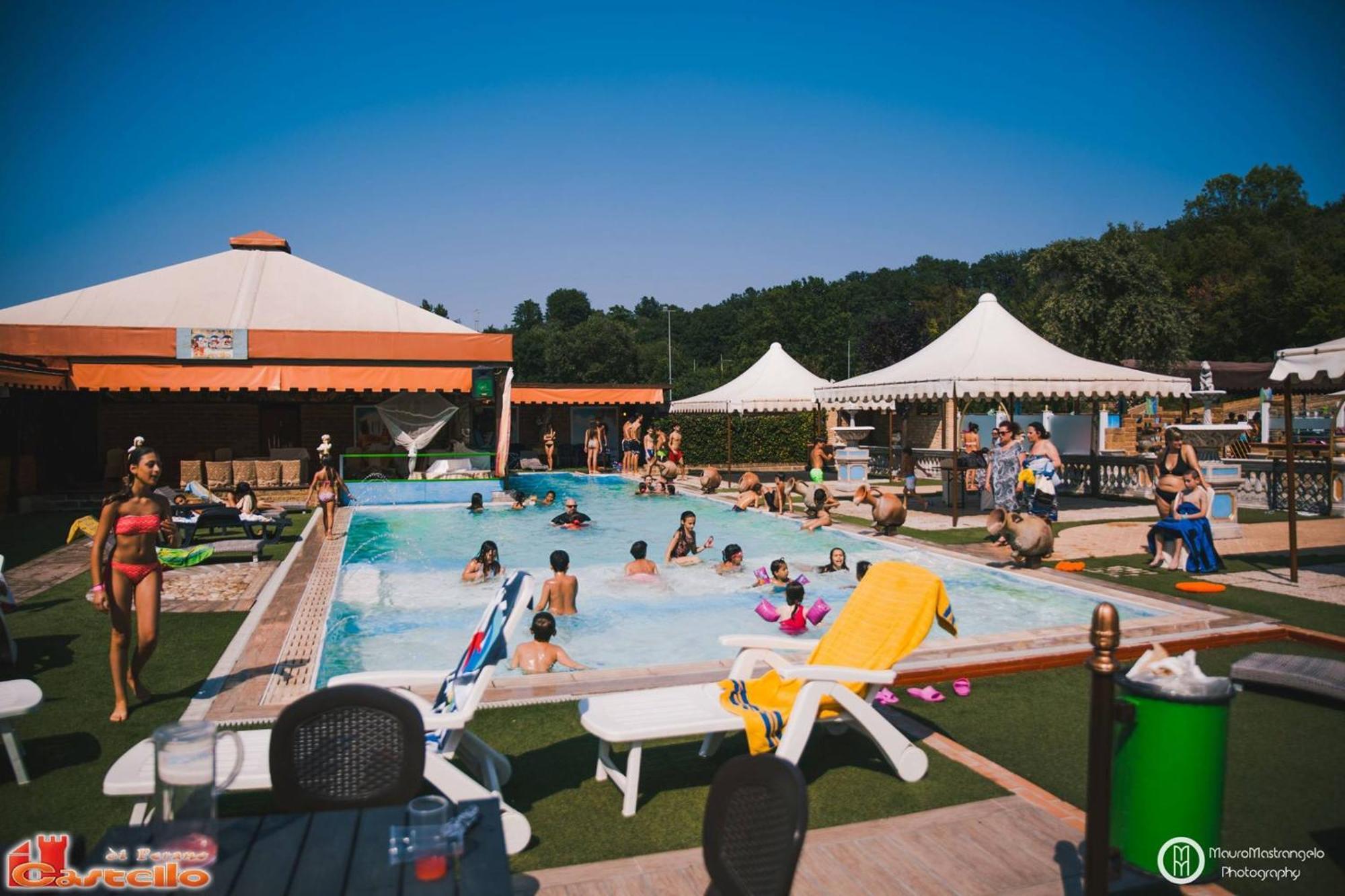 Il Castello Di Perano Hotel Bagian luar foto